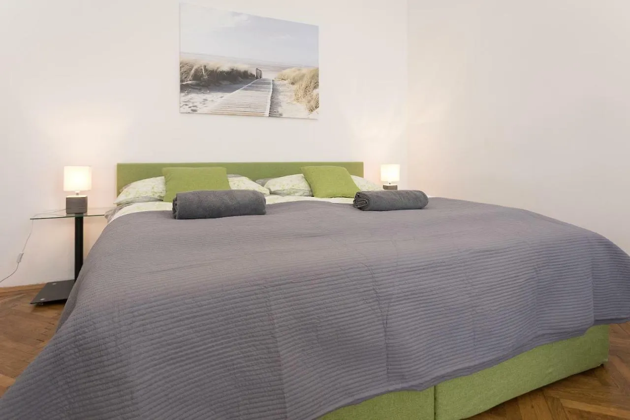 Apartament Belvedere Palace Green Heart Studio Wiedeń Austria